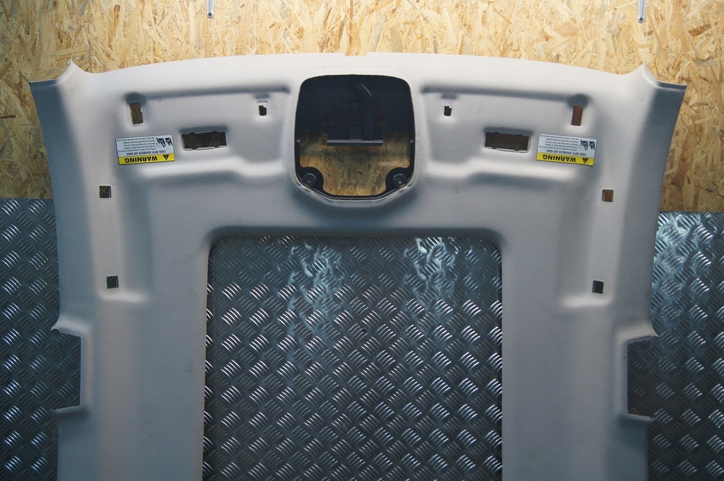 фото №5, Maserati levante потолок панорама