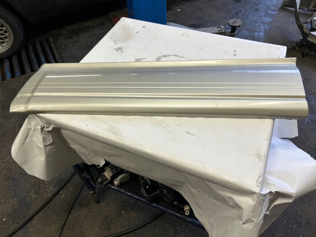 фото №1, Land cruiser 95 молдинг дверь правый перед