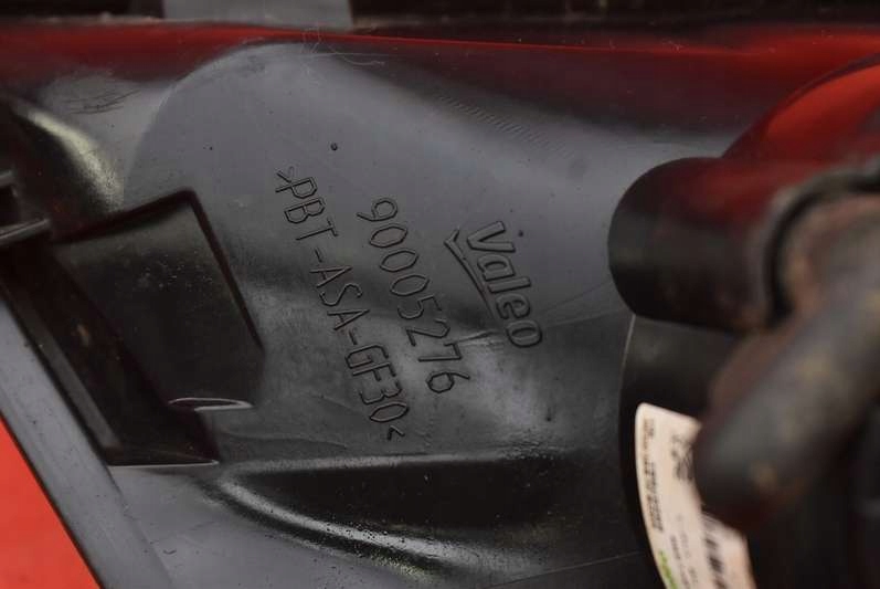 фото №8, Противотуманная фара правый перед передний 9674041580 peugeot 308 1 i t7 lift 08-13