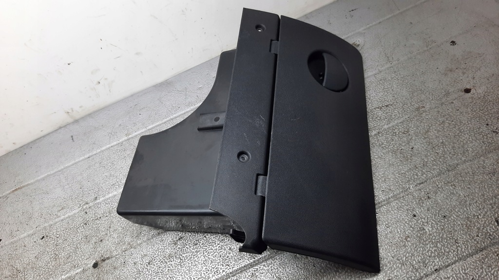 фото №1, Бардачок пассажира opel corsa c 04r 1.0b
