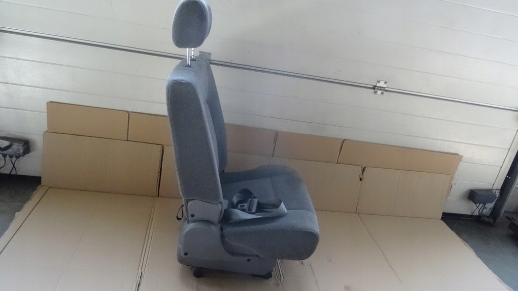 фото №10, Kia carnival i сидіння лівий задня iii ряд