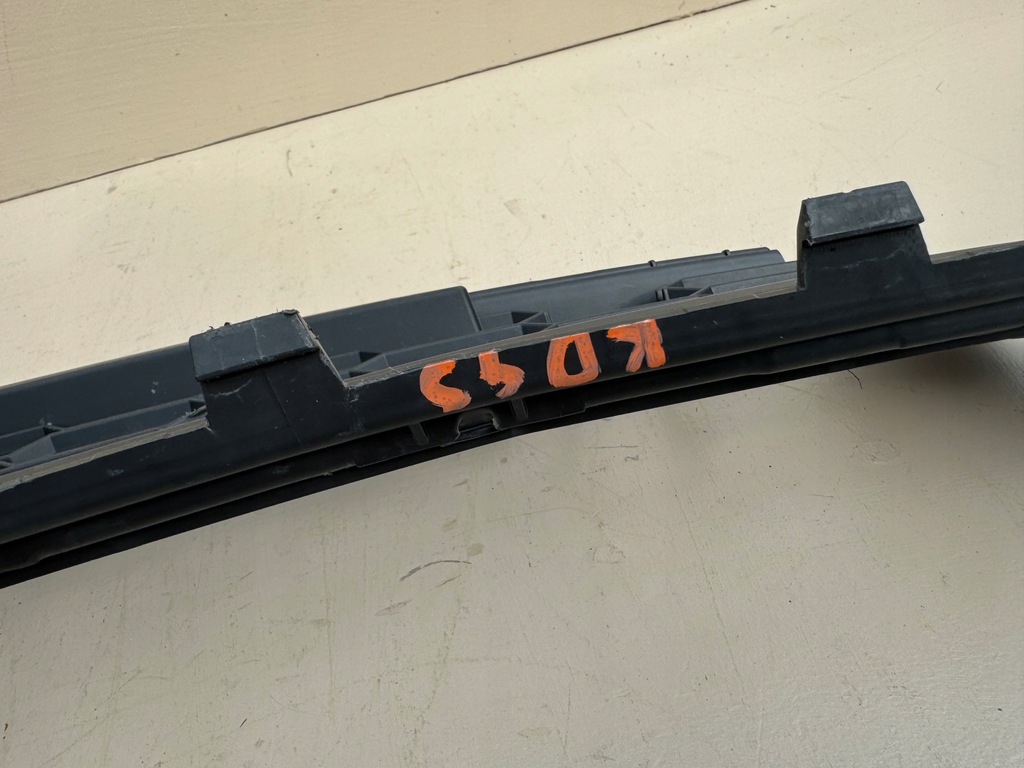 фото №8, Skoda kamiq 19r- решётка средняя бампера перед передняя 658853677