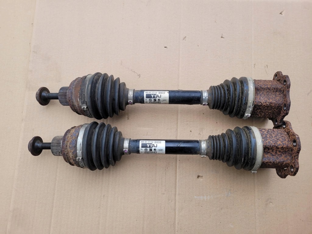 фото №1, Приводной вал перед audi rs5 8t lift 4.2 2014 8k0407271aj