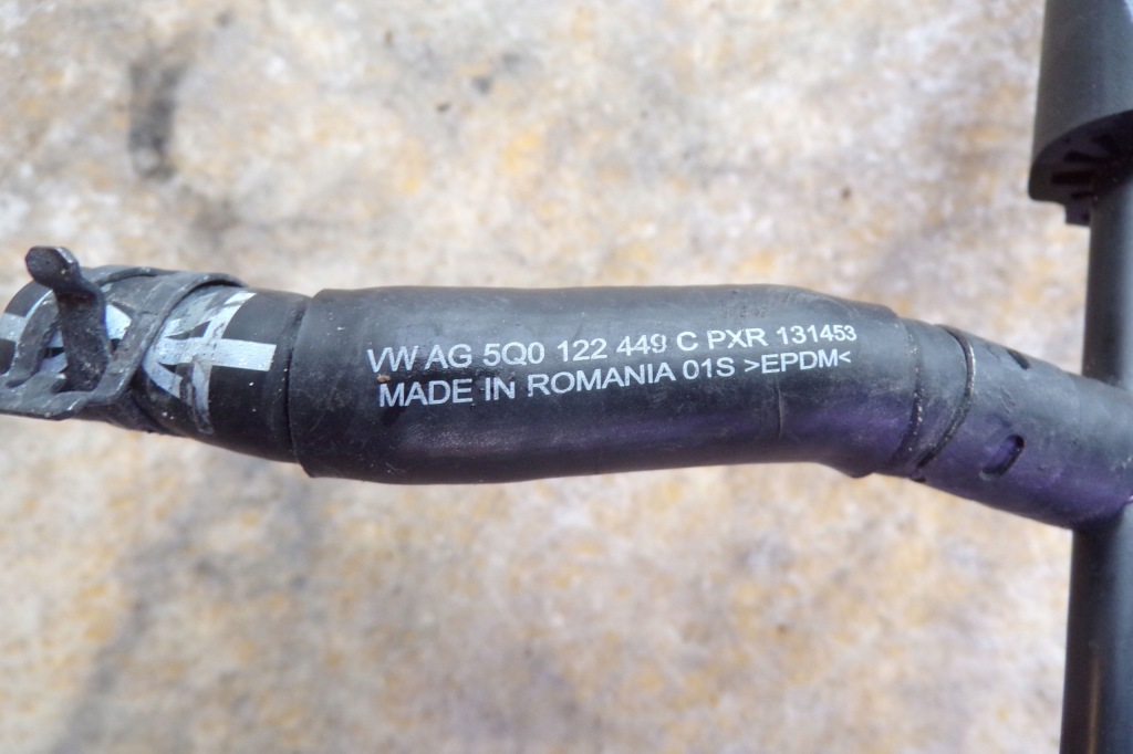 Шланг патрубок води 5q0122449c vw audi skoda seat Зі Шроту