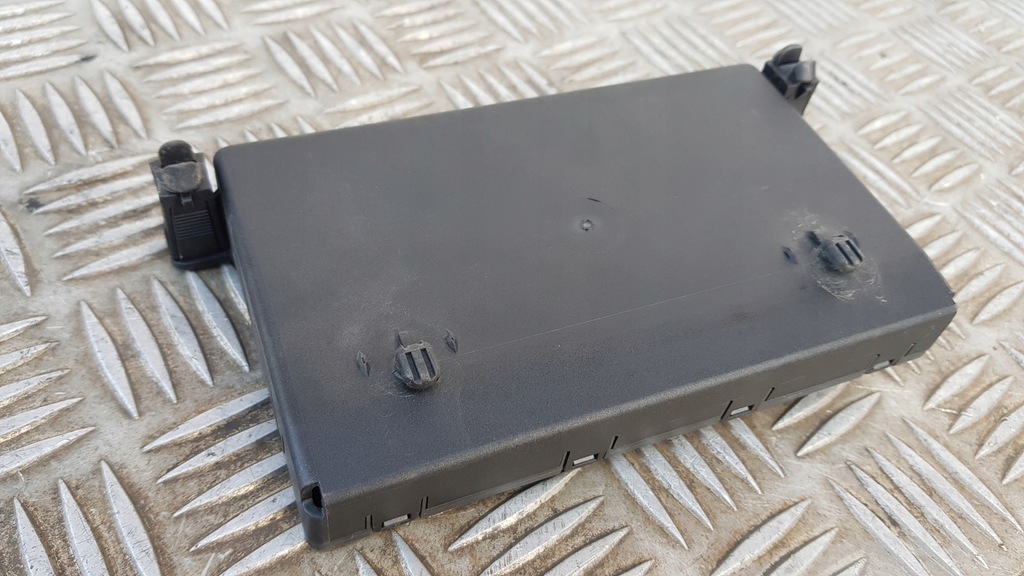 фото №13, Mercedes w203 модуль дверь правый перед 2038200426