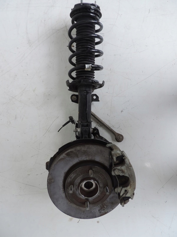 фото №1, Поворотный кулак амортизационная стойка правая ford fiesta mk8