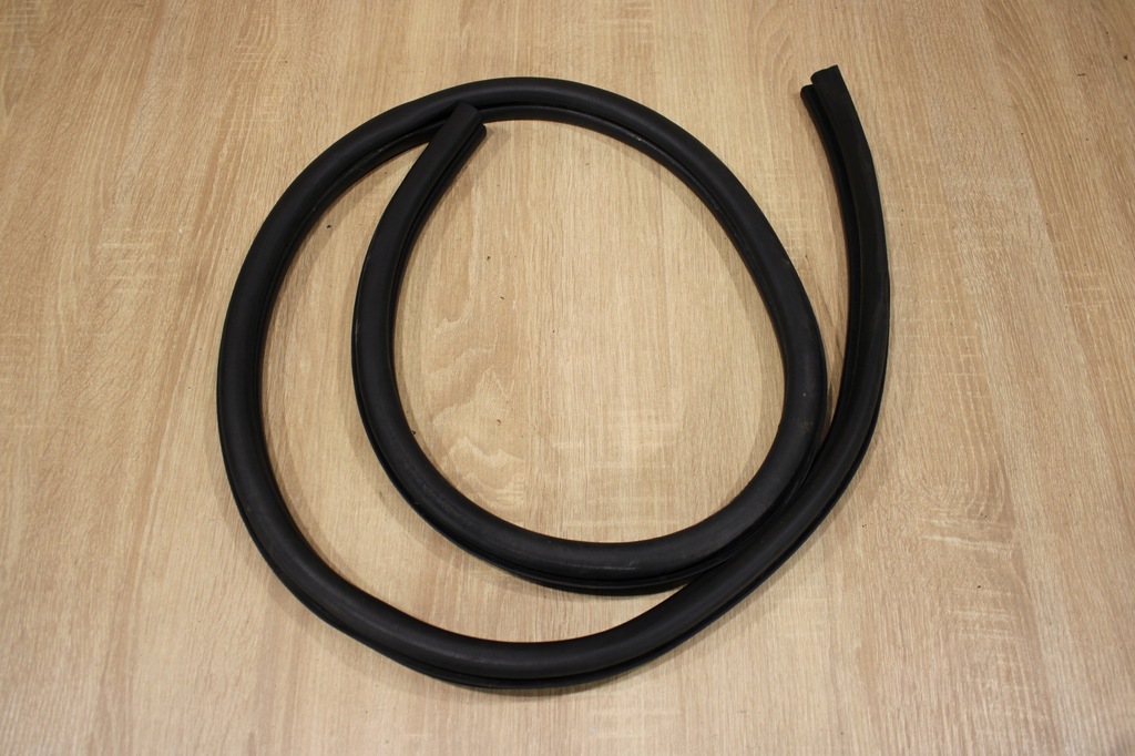 фото №1, Прокладка дверь правый перед renault megane ii cc cabrio