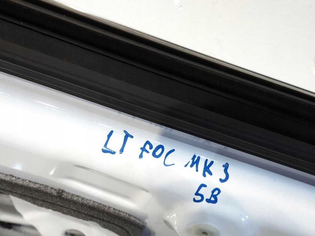 фото №2, Двері лівий задня 5b ford focus mk3