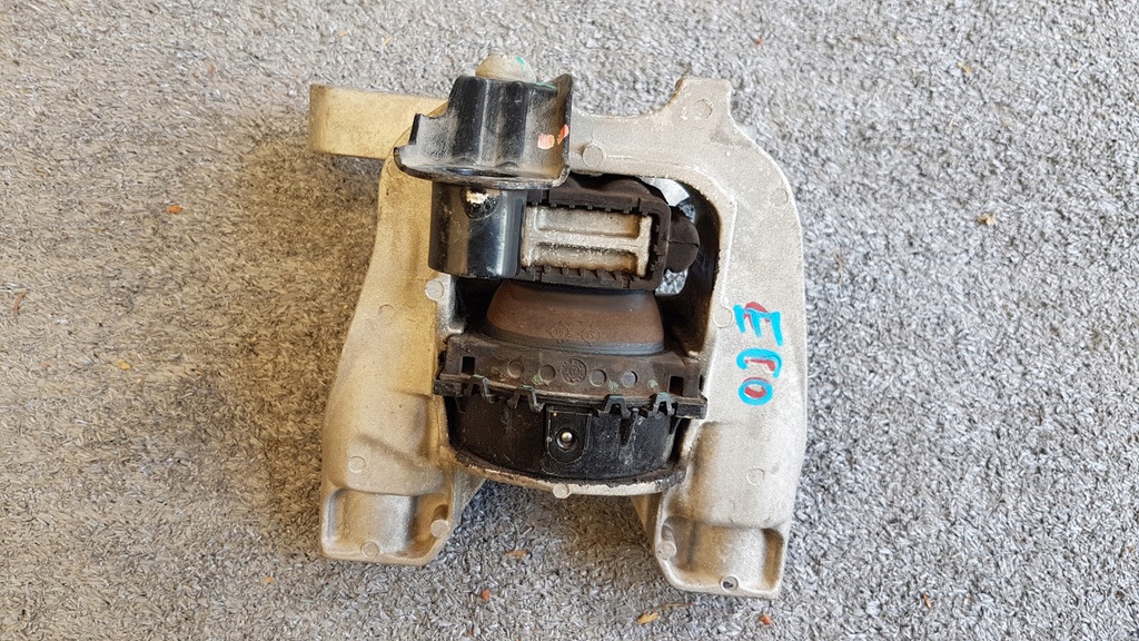 фото №1, Ford ecosport подушка двигателя кронштейн кронштейн