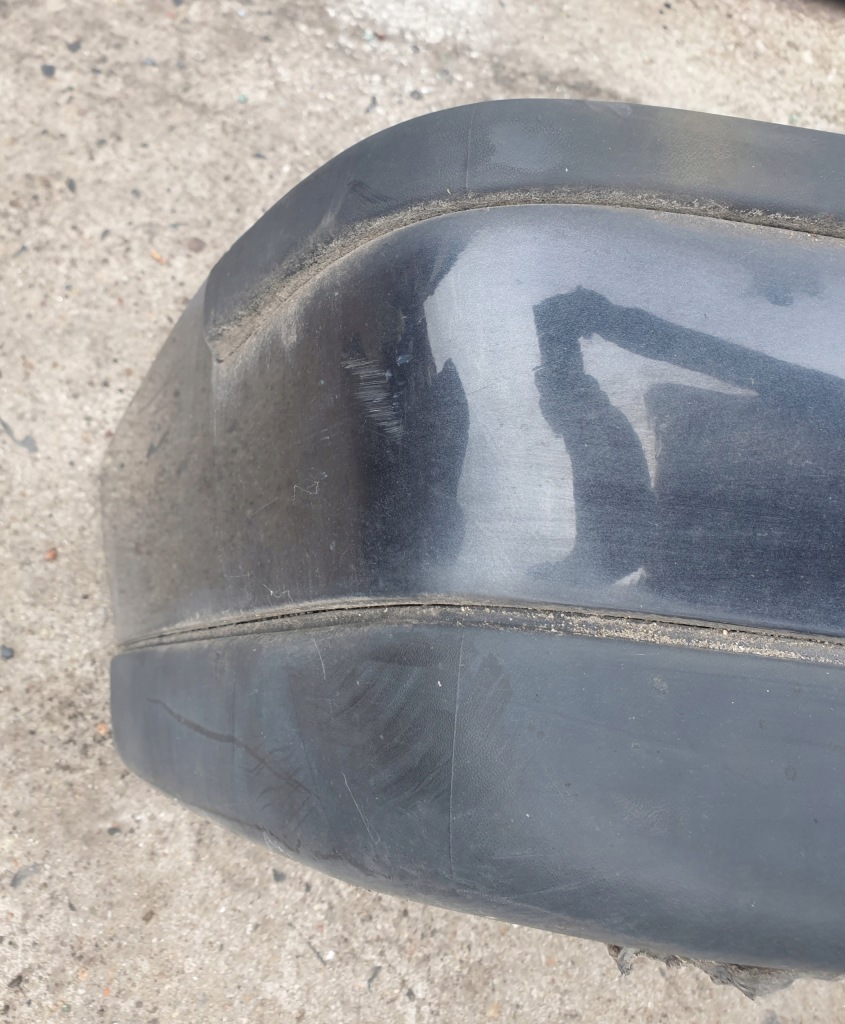 Бампер задній задній opel omega a універсал Зі Шроту