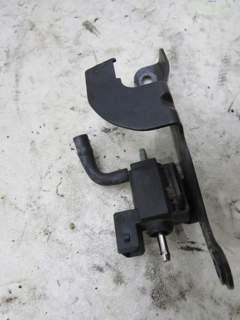 фото №1, Клапан вакууму xj x351 3.0 d 70242800