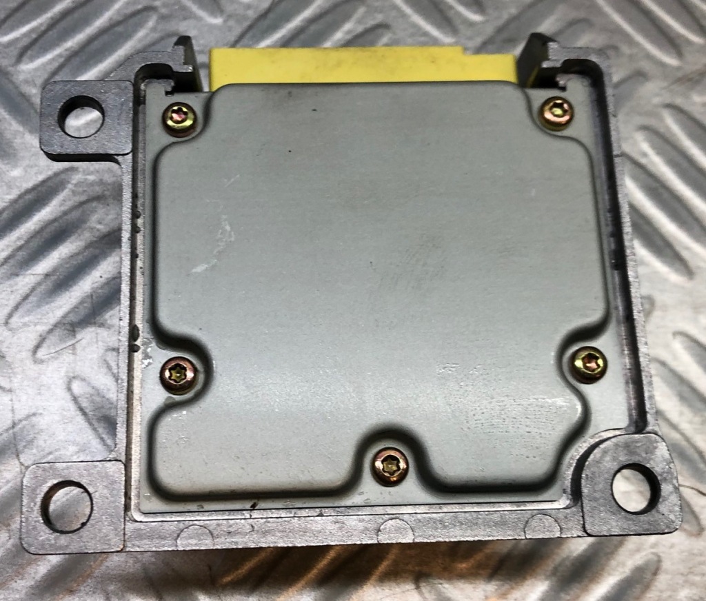 фото №3, Mitsubishi space runner ii mr472691 407933-4842