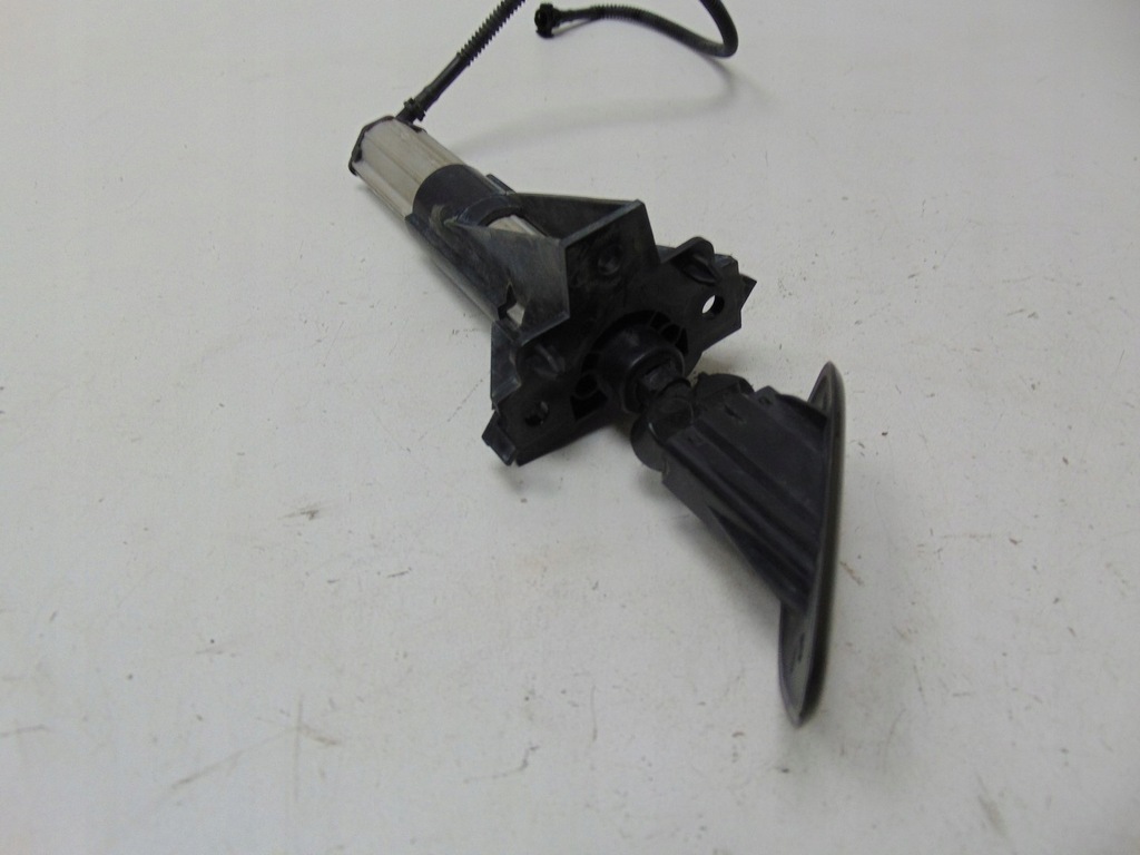 фото №7, Омивач фара ксенон правий citroen c4 ii b7