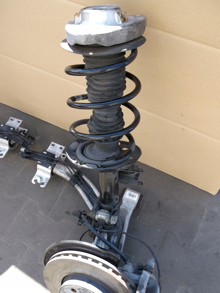 фото №1, Mercedes w176 подвеска правый перед рычаг