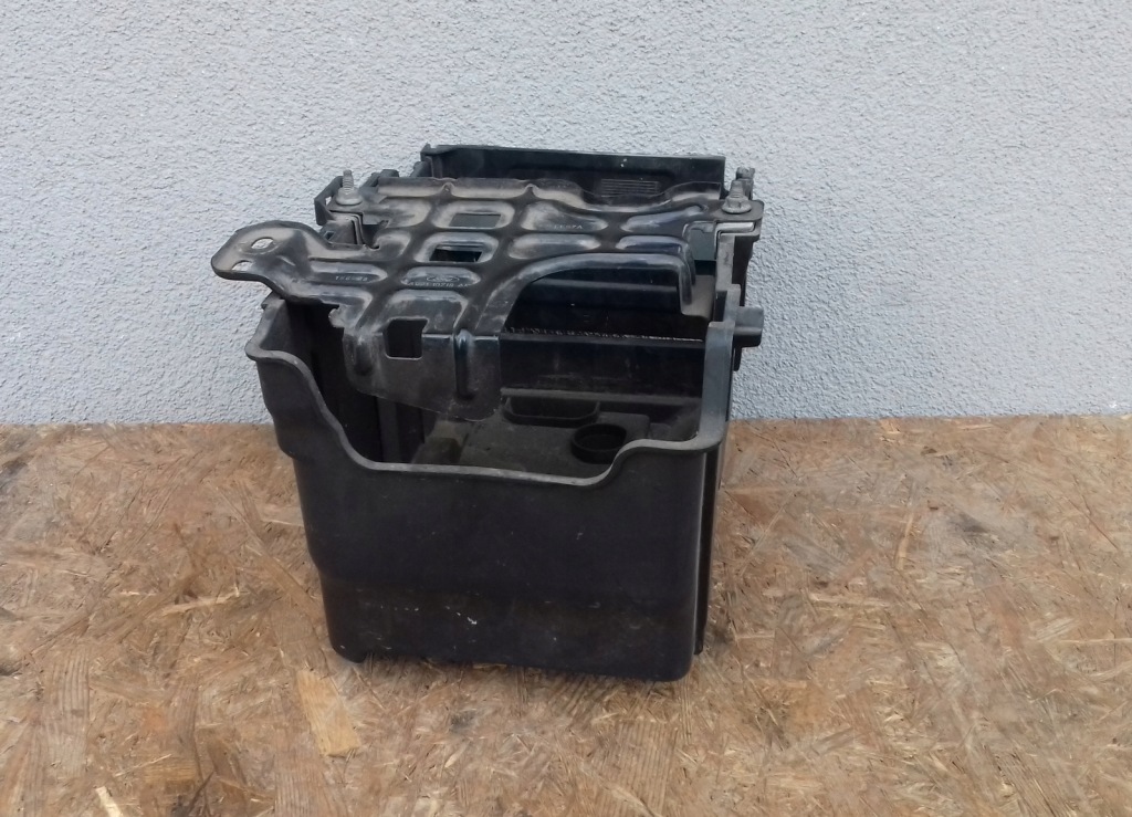 Купить Корпус аккумулятор fiesta mk7 1.4 1.5 1.6 tdci