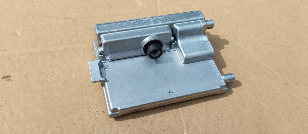 фото №1, Камера асистент поперечина volkswagen id.4 vw id4 1ea980654l