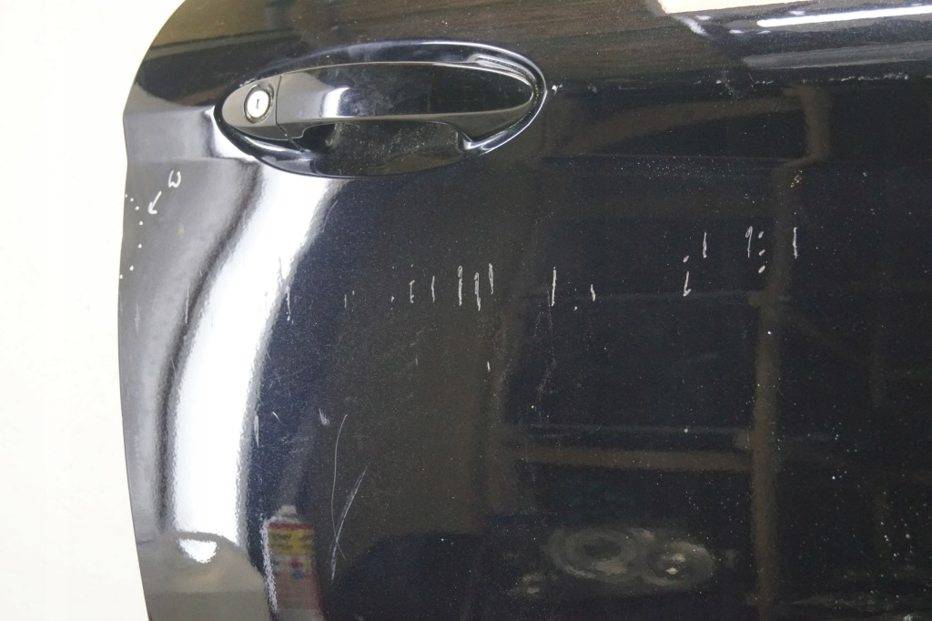 Дверь правый  перед ford fiesta mk7 3d Оригинал