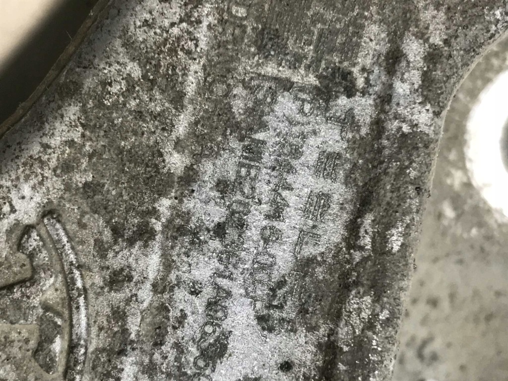 Купить Tesla model 3 поворотный кулак задняя правая 1044416-00-f