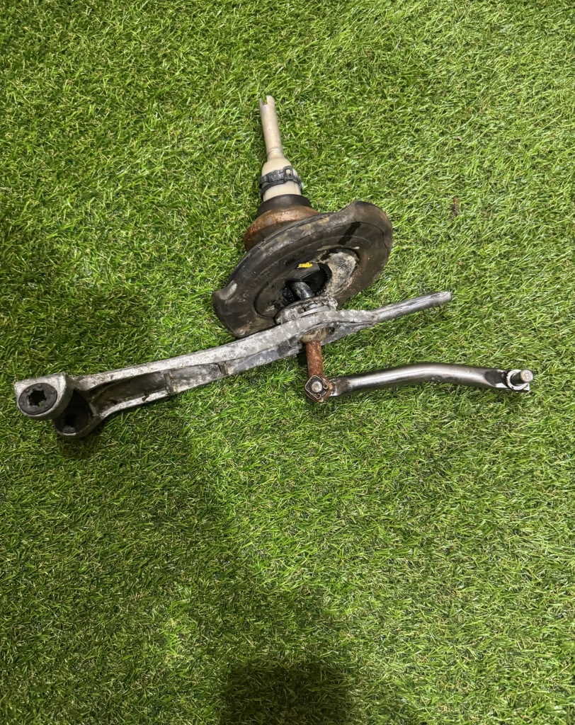 фото №1, Bmw оригінальний номер 7529067 вибірник домкрат передач