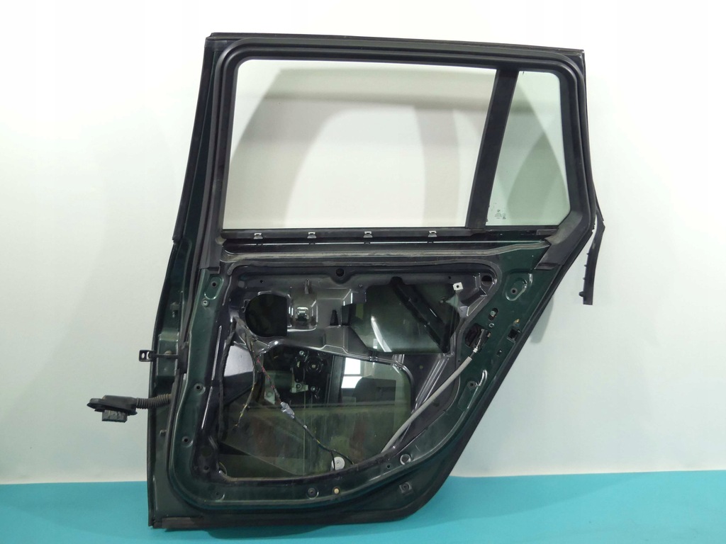 фото №9, Дверь задняя правое bmw e61 kombi 430/6 oxfordgruen 2