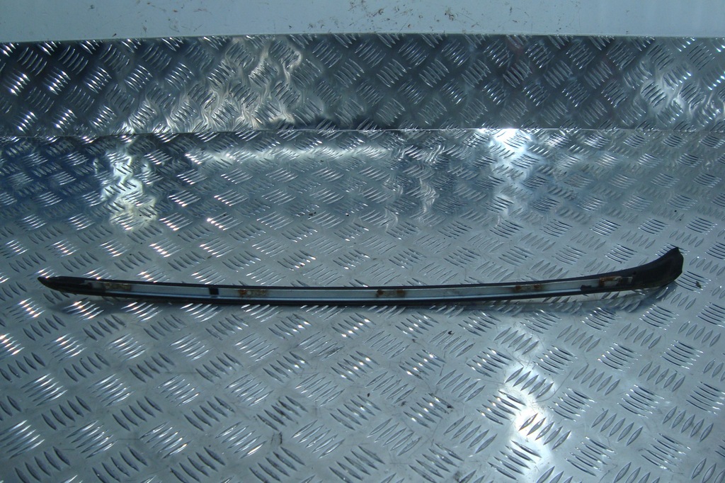 фото №4, Молдинг стекло лобовое левая bmw 3 e90 e91 poznań