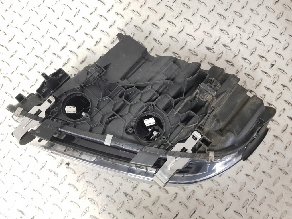 Bmw g01 x3 g02 x4 17- фара перед правый  левая фонари комплект led европа Цена