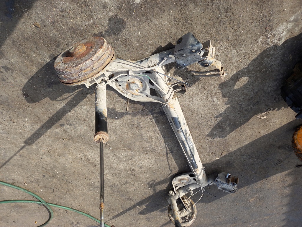 фото №4, Балка задняя oś подвеска задняя renault clio iii