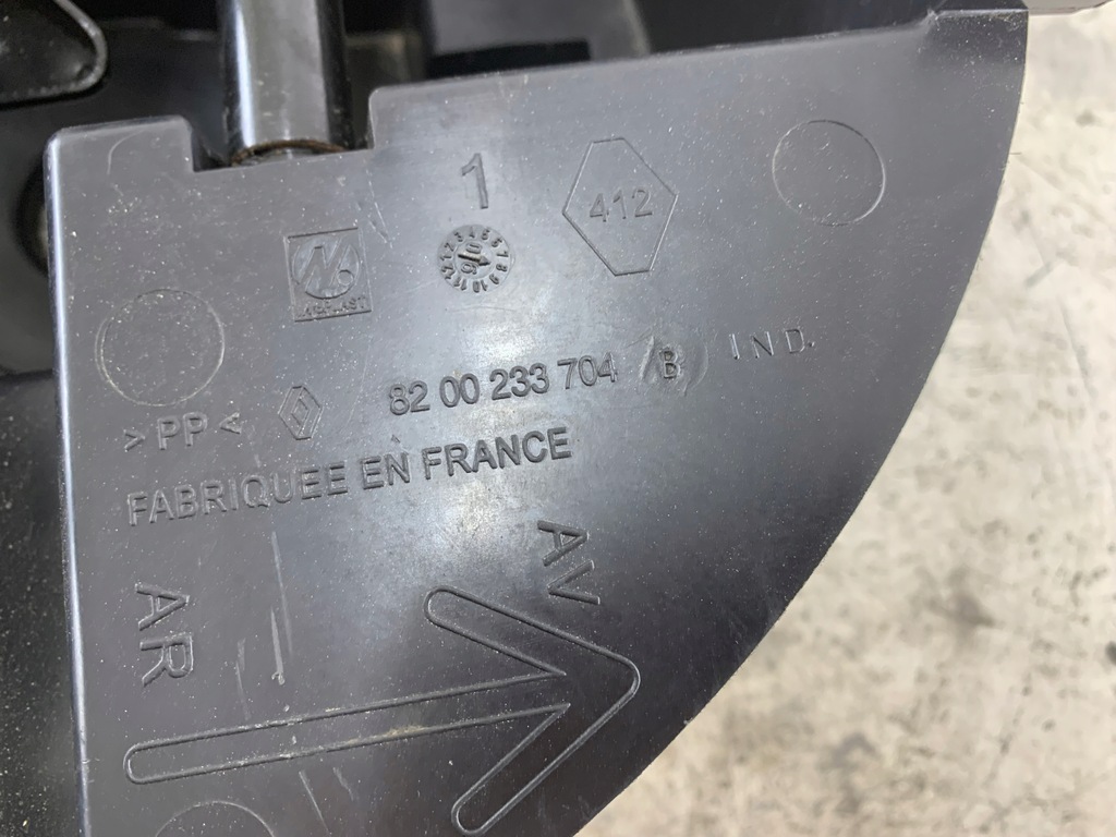 фото №7, Renault scenic ii вкладыш колеса запасного домкрат ушко болт