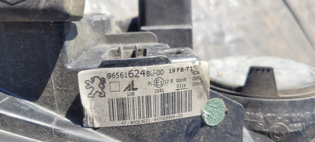 фото №11, Лампа права фара правий перед peugeot 308 / 1477