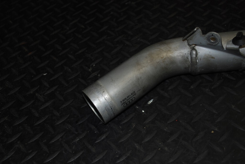 фото №5, Шланг воздуха audi a6 c5 2.7t 078133609c