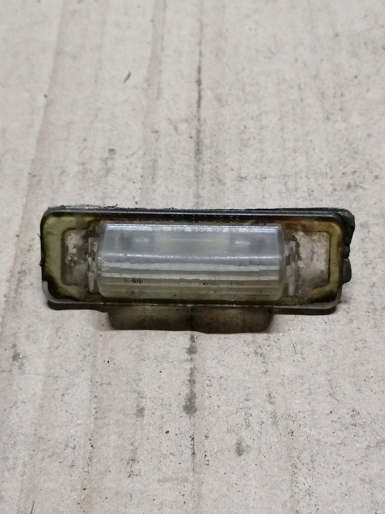 фото №1, Лампа освітлення номерного знака задня mercedes w210