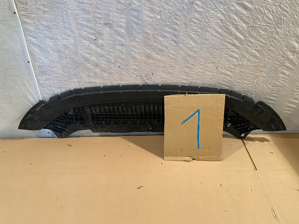 фото №10, Audi a6 c8 4k0 плита захист pod бампер 4k0807611