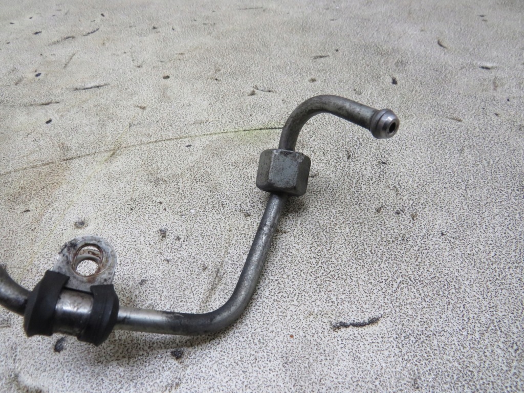 Трубка шланг топлива octavia iii 3 2.0 tdi Доставка