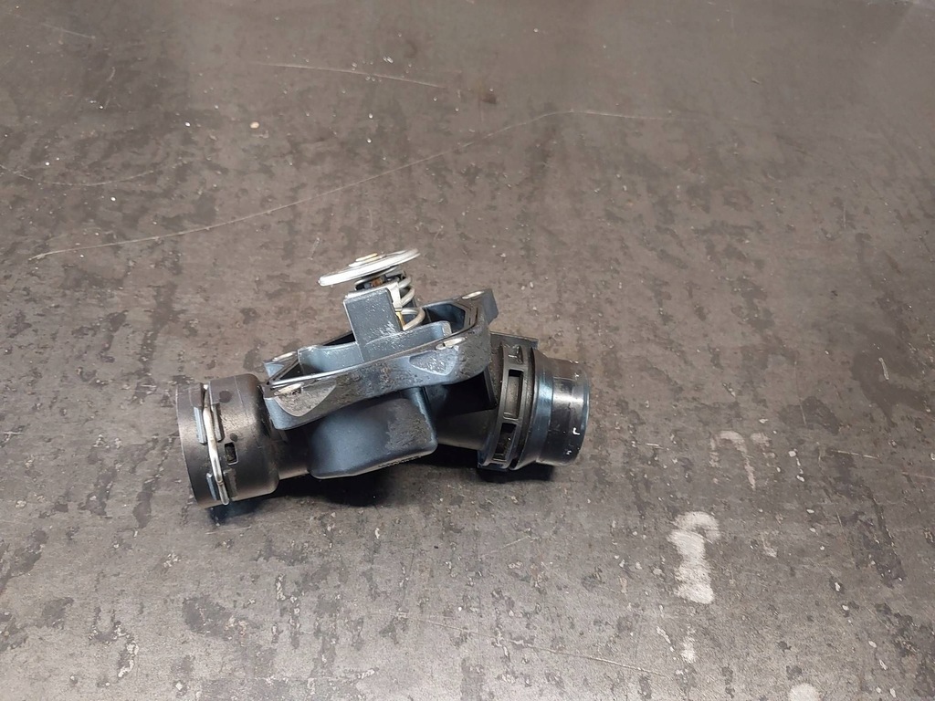 фото №10, Термостат / корпус термостата bmw 3 e46 320d m47d20 204d4 150km 7785053