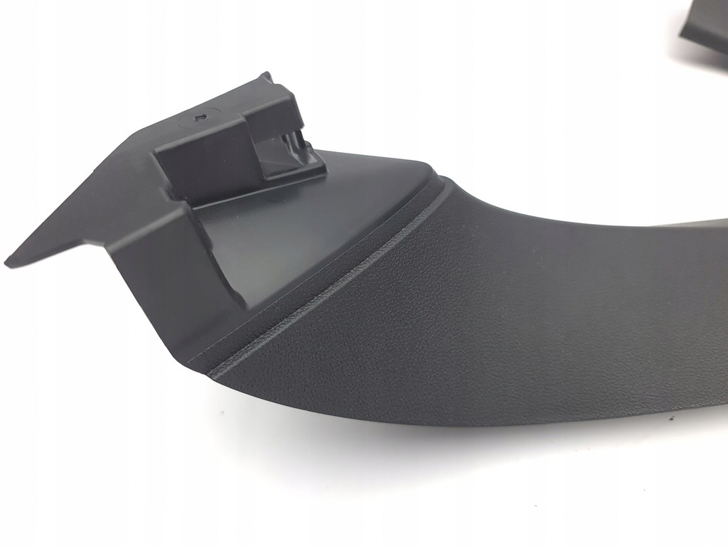 фото №7, Renault megane iv 2018 комплект обшивка / оббивка задній кришки багажника