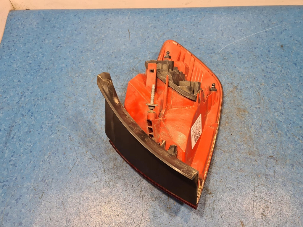 Audi a6 c6 avant фара задній ліва led зовнішня 89037044 Зі Шроту