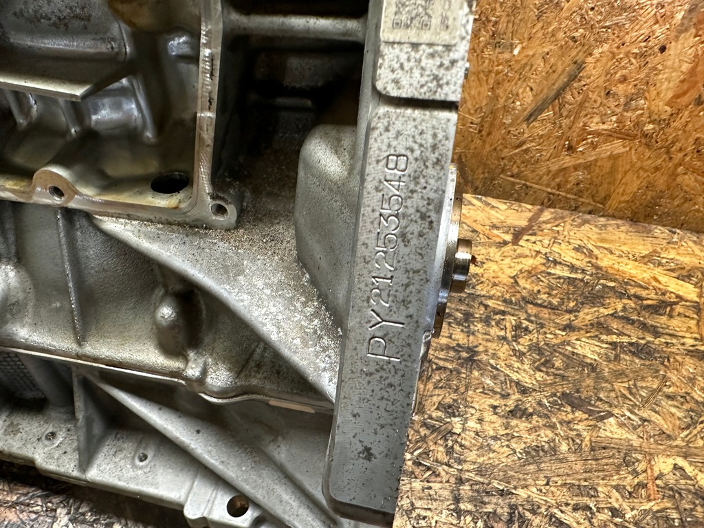 фото №9, Блок двигуна dół wał поршні mazda 2.5 turbo py