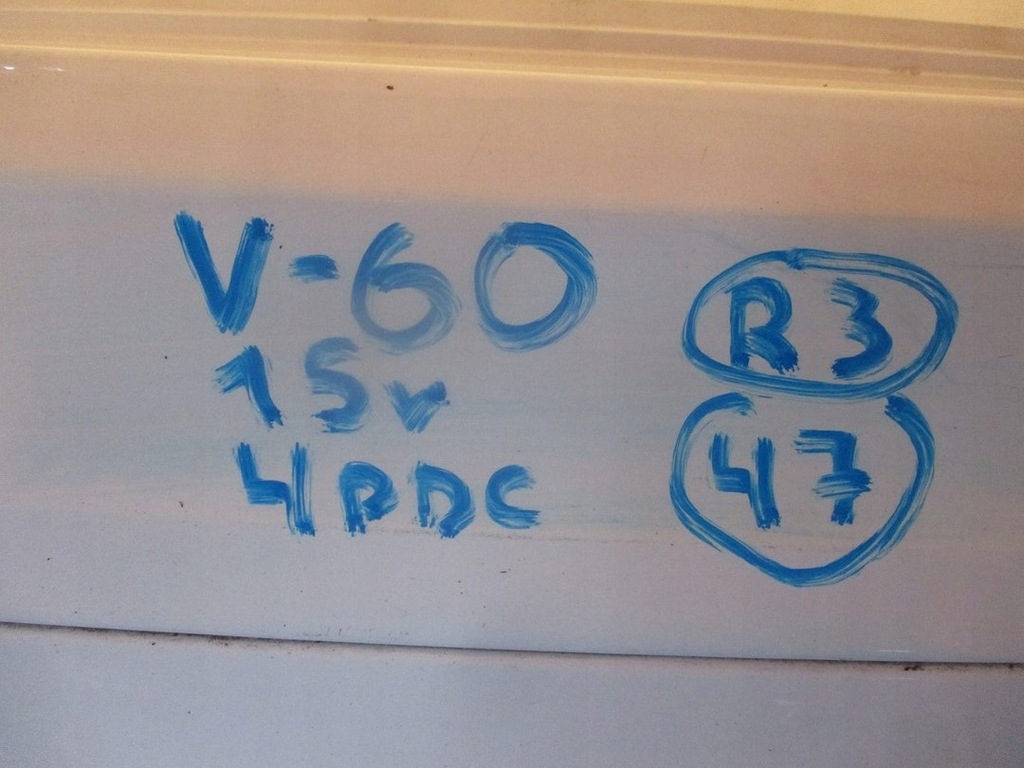 фото №8, Бампер volvo v60 15r 4x pdc задняя