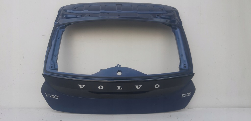 фото №1, Volvo v40 ii кришка багажника задня накладка освітлення номерного знака