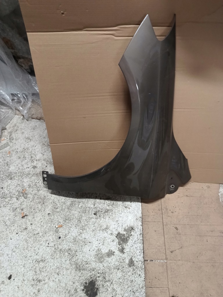 фото №1, Mercedes 246 b klasa крила лівий