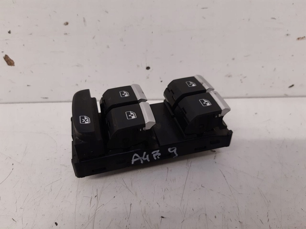 фото №1, Панель окон audi a4 b9 3,0 tdi kombi