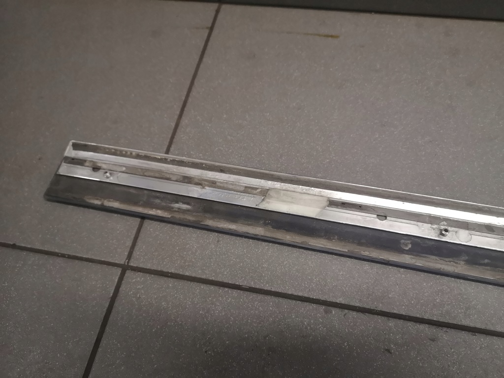 фото №15, Молдинг дверь средняя правый перед audi a8 d3 ly7h