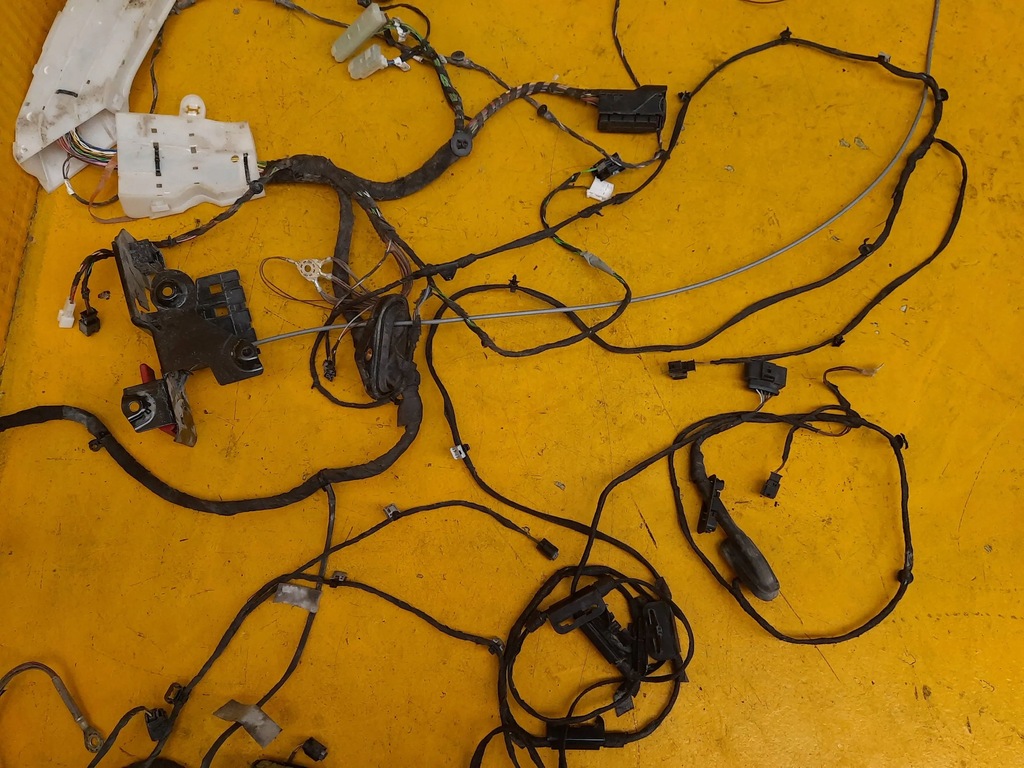 фото №14, Mercedes w447 1.6 cdi электропроводка жгут салона