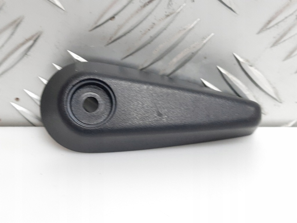 Купить Mercedes cklasa w204 ручка регулировки сиденье 2049180034