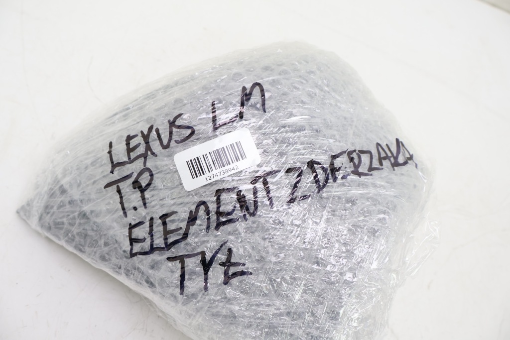 Lexus lm ii toyota alphard vellfire накладка верхній бампера заднього права t Київ