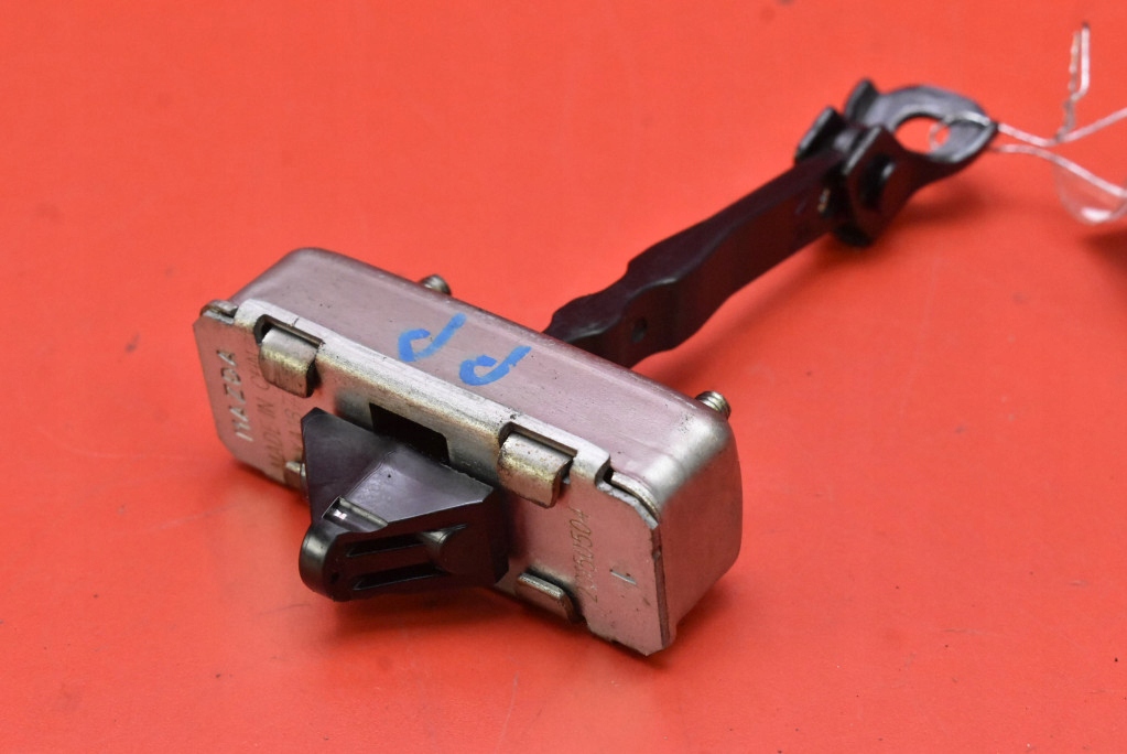 фото №5, Ограничитель дверь правый перед ka187 mazda mx5 mx-5 4 iv nd 15-21