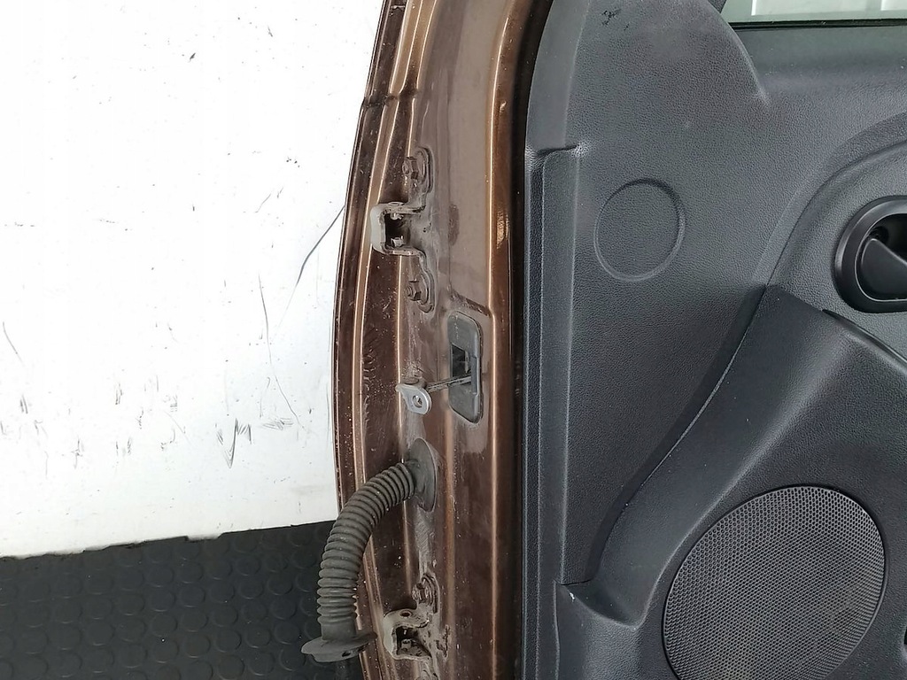 фото №11, Дверь перед правый dacia duster tecna