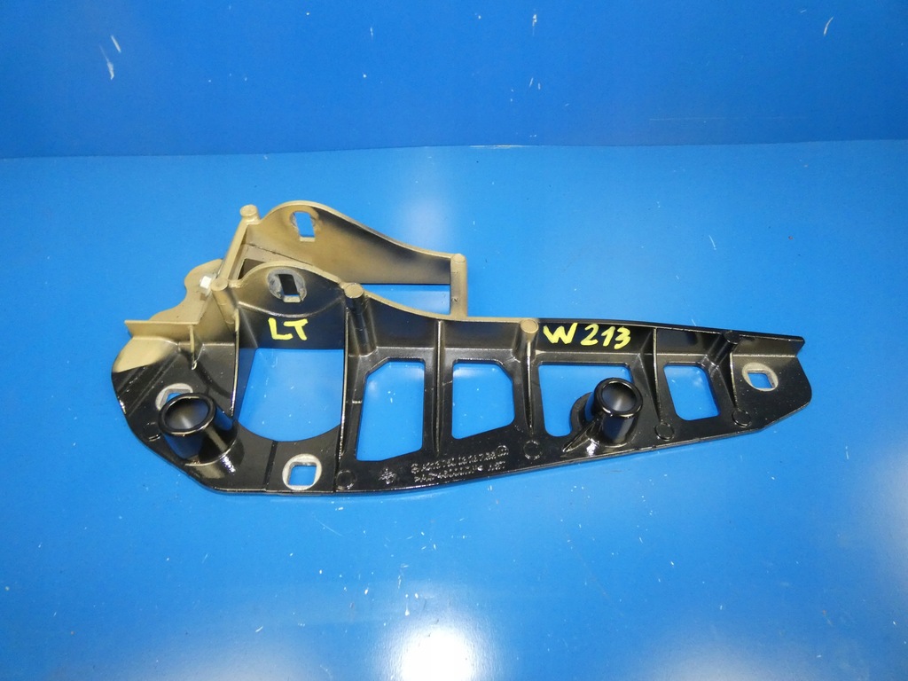фото №1, Mercedes e klasa w213 кронштейн петля крышки левый