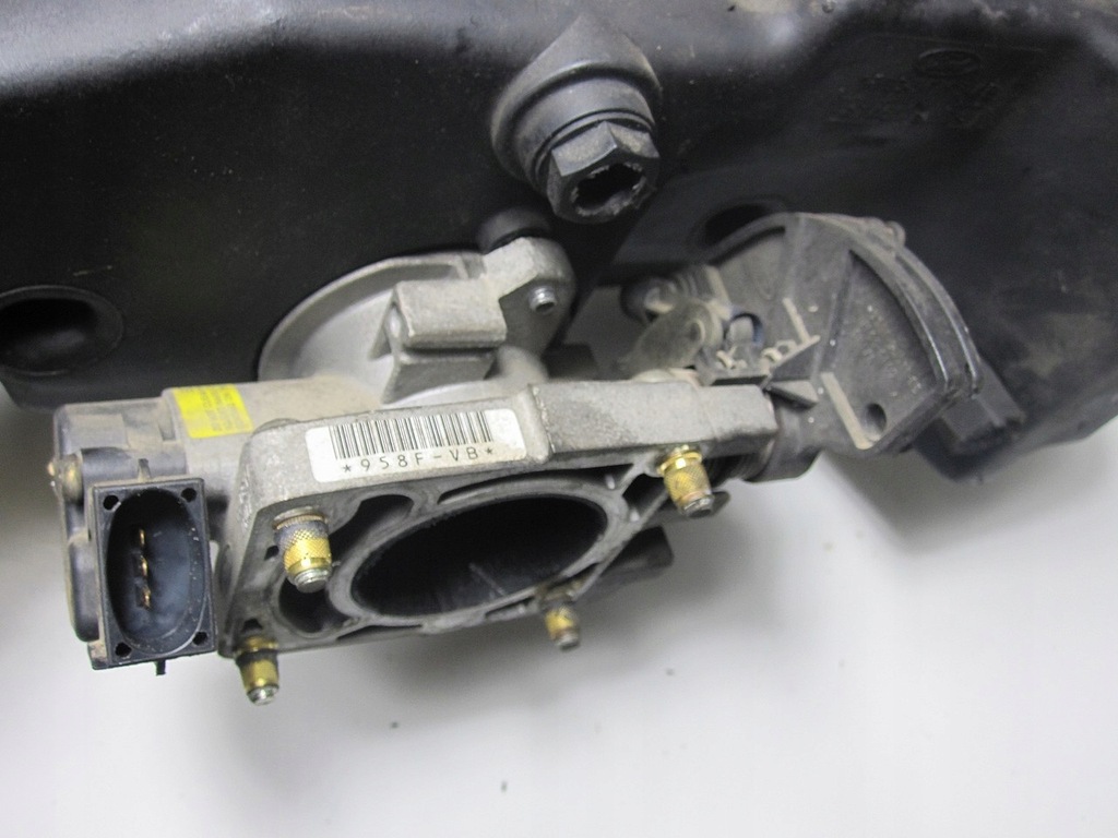 фото №9, Дроссельная заслонка резонатор ford mondeo mk2 1.8 96r