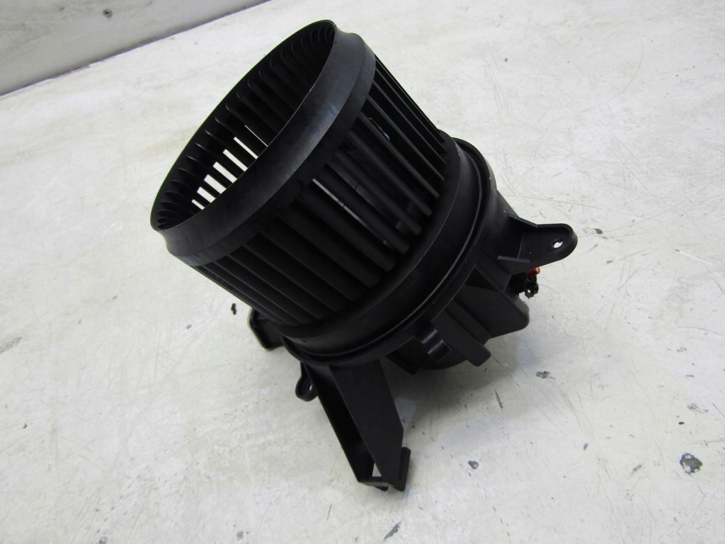 фото №2, Повітродувка вентилятор вентилятор обдув jeep renegade 5t6130100